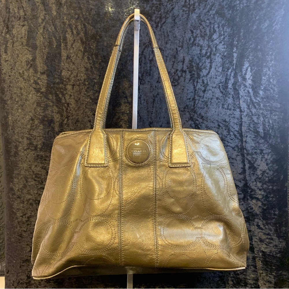 Olive pewter, Coach purse